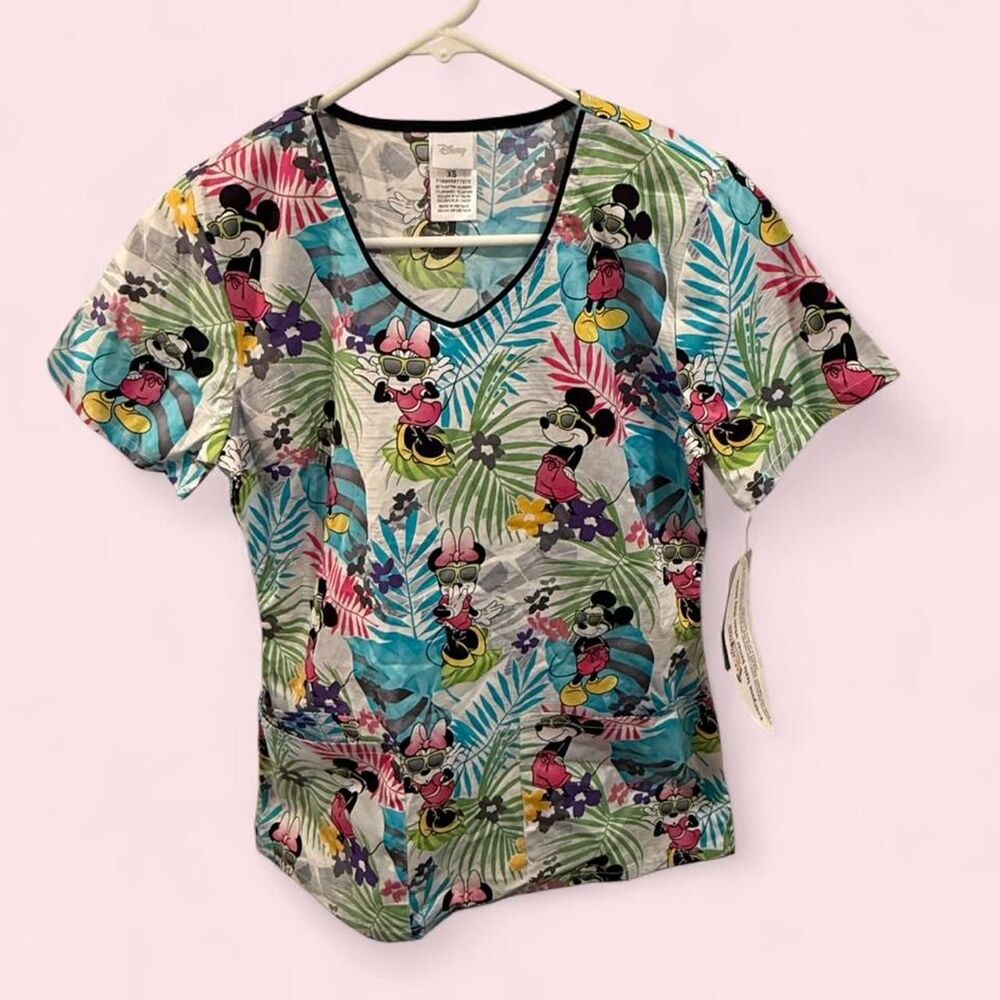 Disney multicoloured scrub top. Cherokee. NWT. Size XS